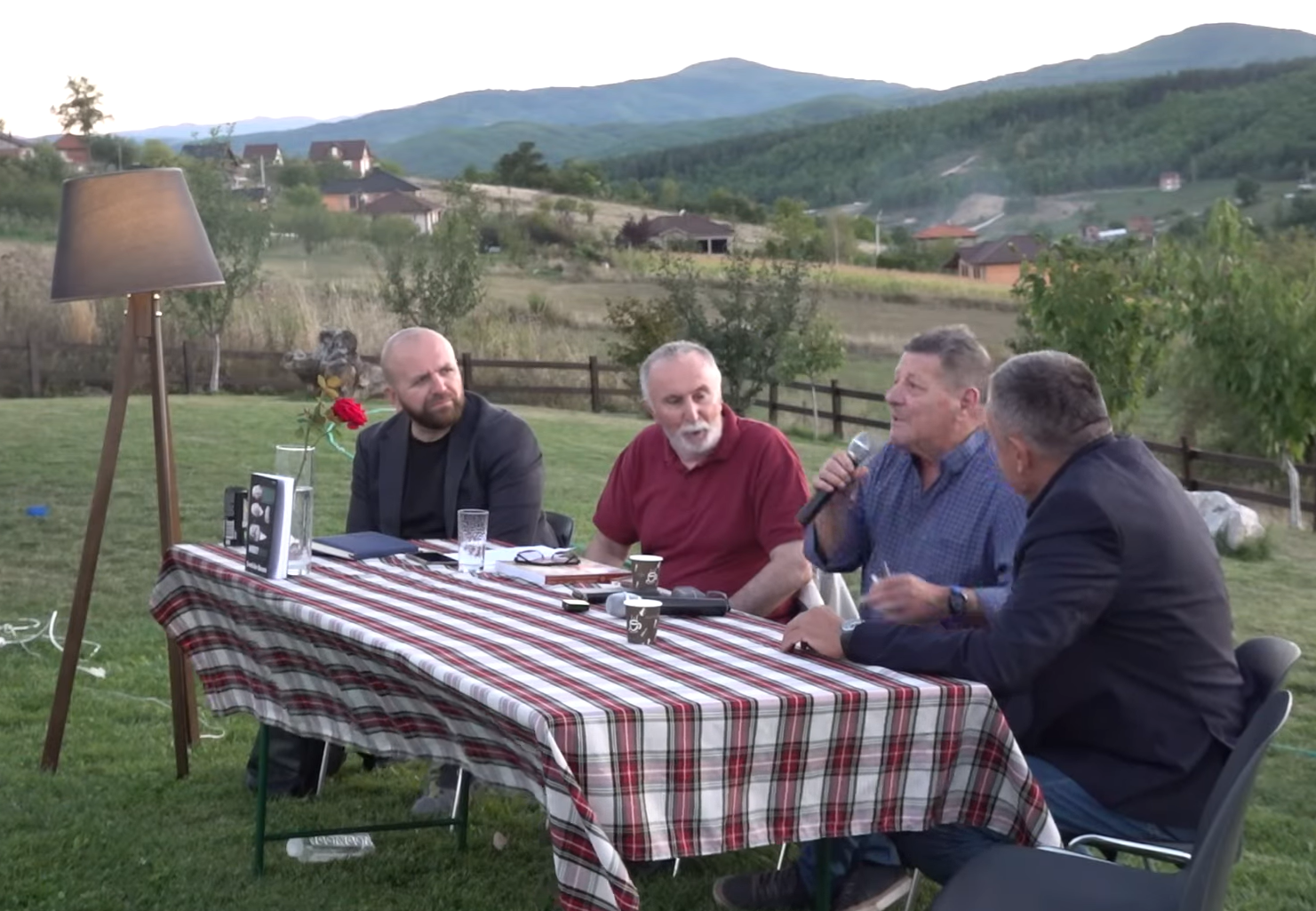 Debata i promocija u Novom Pazaru: Basara otvorio pitanja književnosti i politike